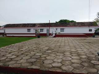 24.Centro Mixto Delfin Moreno